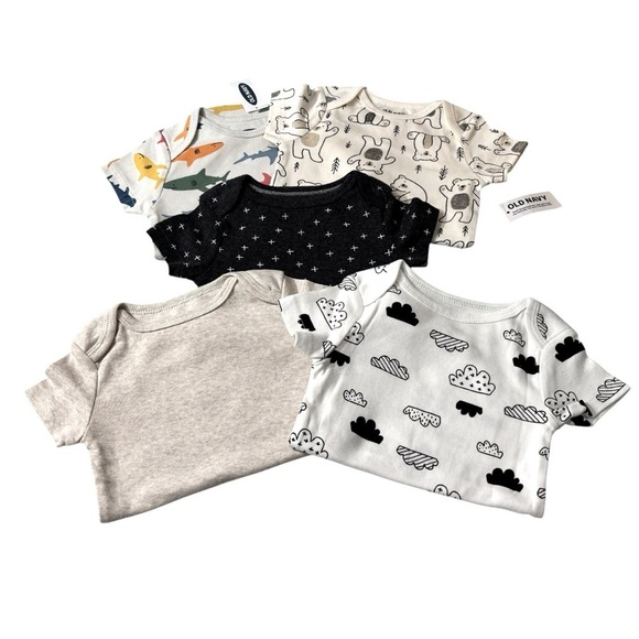 BABY - ONESIE - 5 PACK - NWT OR NWOT - SIZES 3-6 MONTHS and 6-12 MONTHS - B19 - Picture 1 of 12